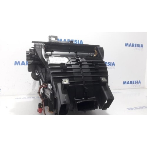 Citroen - C6 - Heater housing