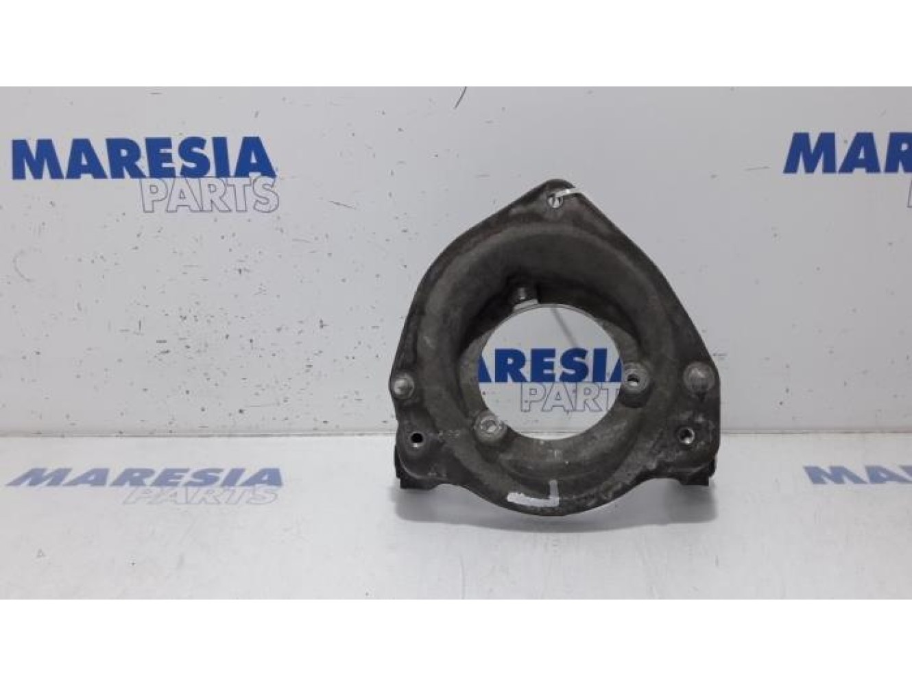 Citroen - C6 - Front upper wishbone, left