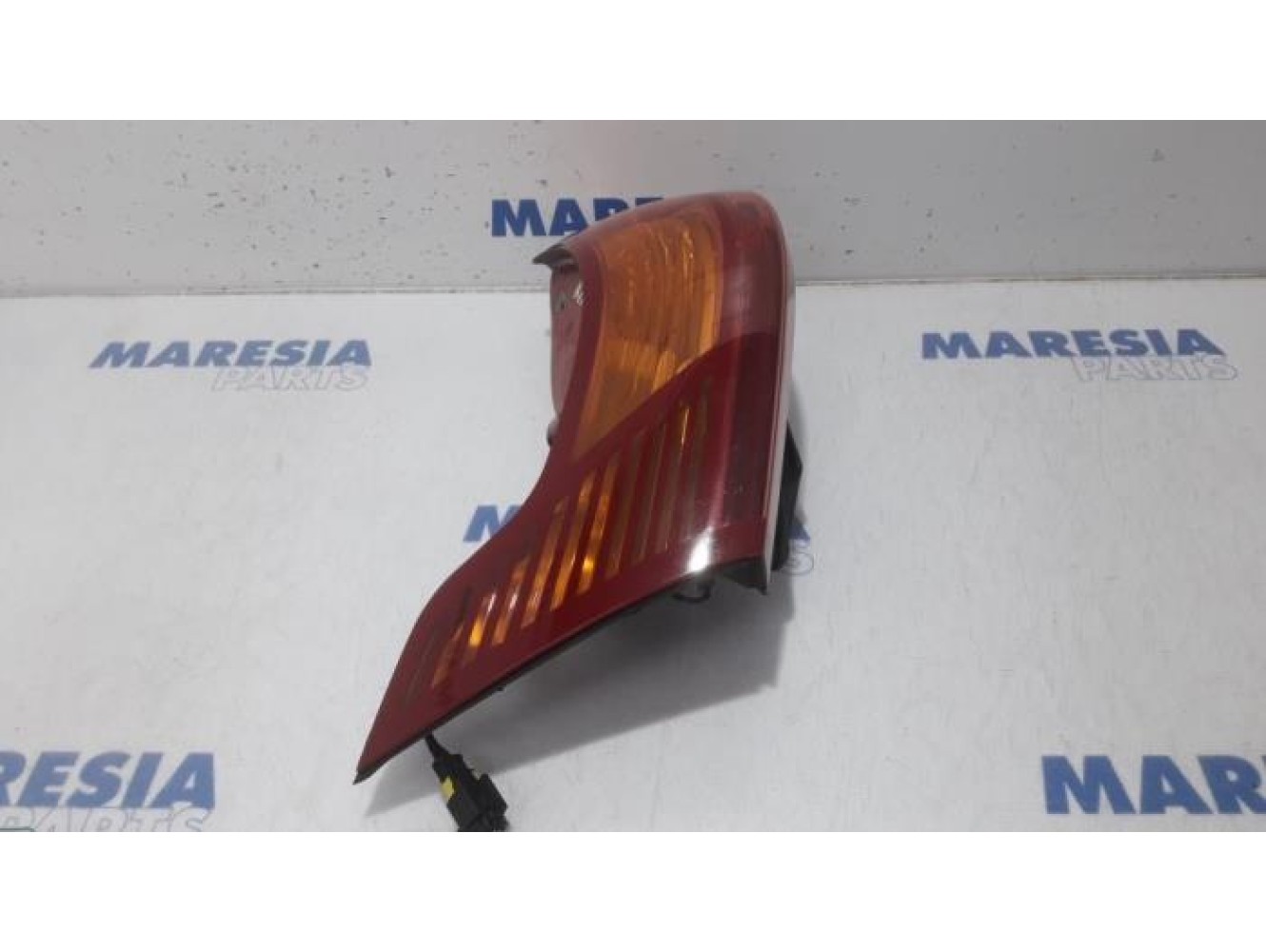 Citroen - C6 - Feu arrière droit