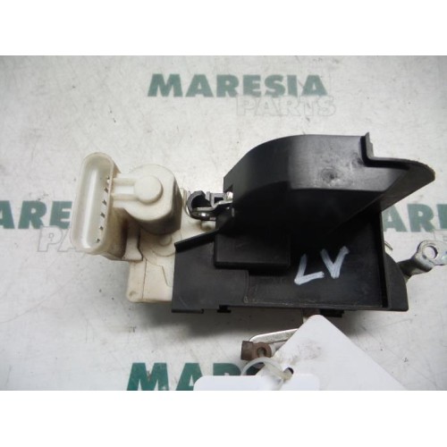 Fiat - Punto - Door lock mechanism 4-door, front left