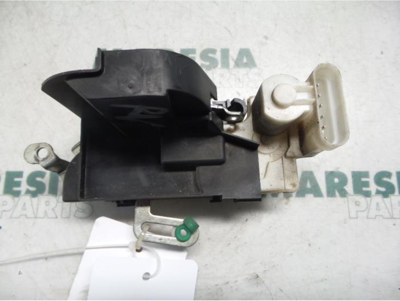 Fiat - Punto - Front door lock mechanism 4-door, right