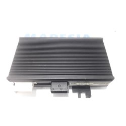 Citroen - C6 - Radio amplifier