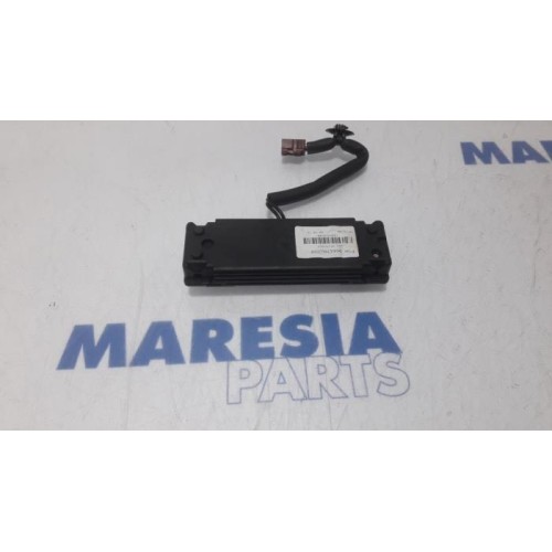 Citroen - C6 - GPS Antenne