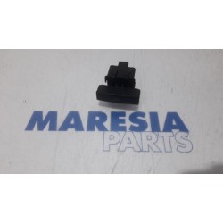 Citroen - C6 - Parking brake switch