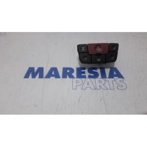 Fiat - Panda - Panic lighting switch