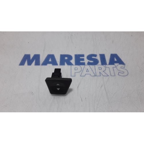 Fiat - Panda - Electric window switch