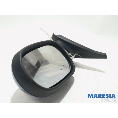 Renault - Megane - Wing mirror, right
