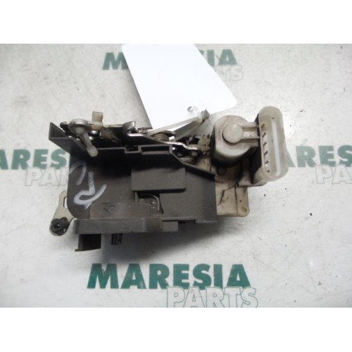 Fiat - Punto - Door lock mechanism 2-door, right