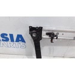 Renault - Megane - Radiator bar