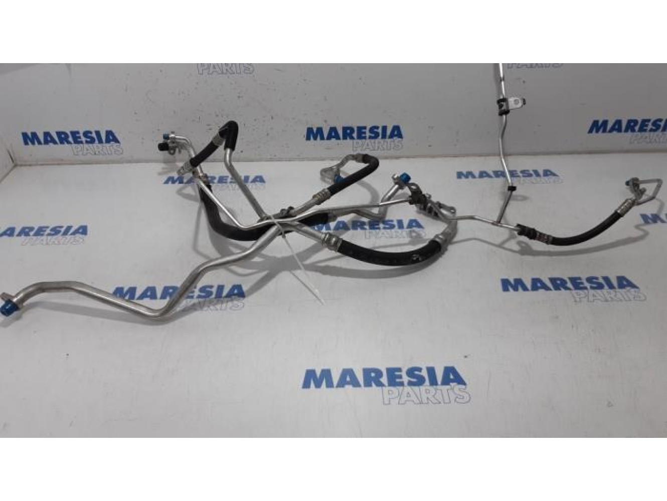 Renault - Megane - Air conditioning line