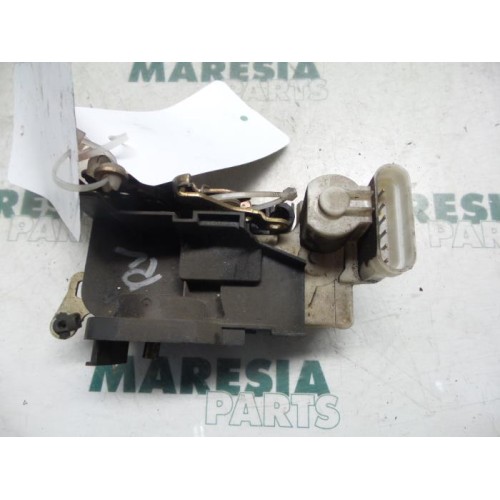 Fiat - Punto - Door lock mechanism 2-door, right
