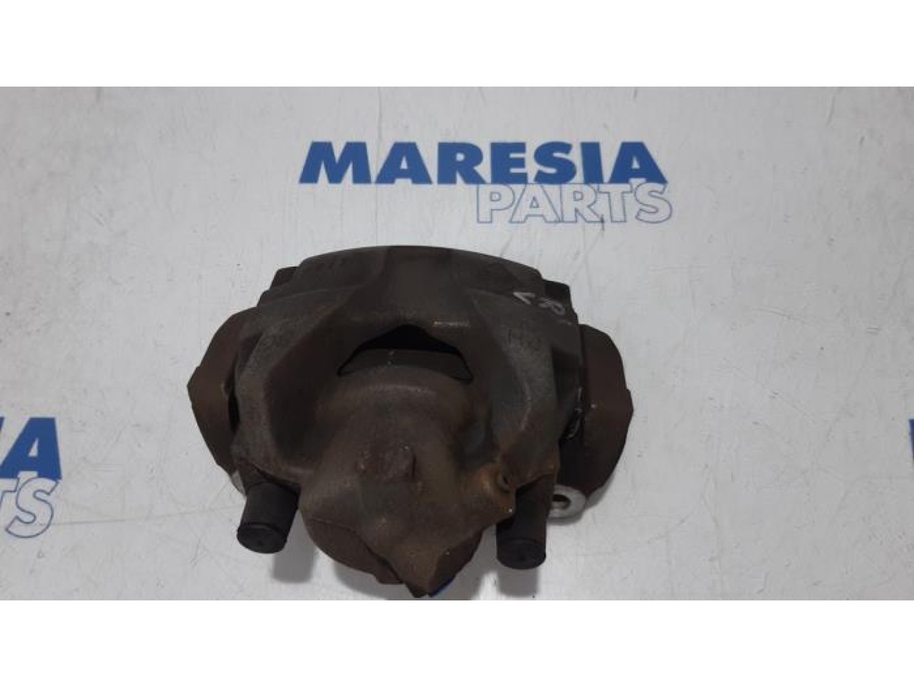 Renault - Megane - Front brake calliper, right