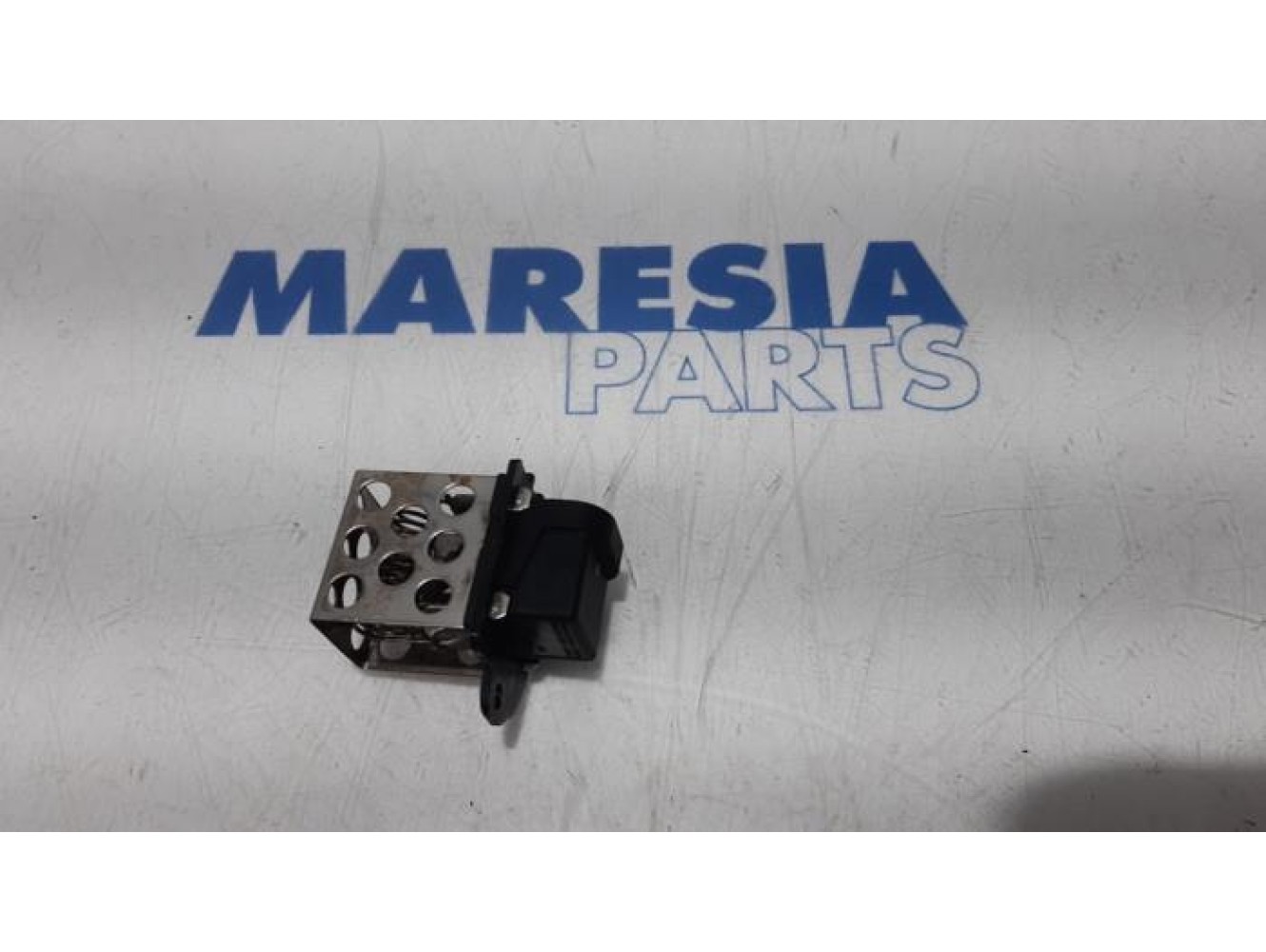 Renault - Megane - Cooling fan resistor