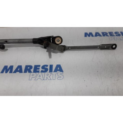 Renault - Megane - Wiper mechanism