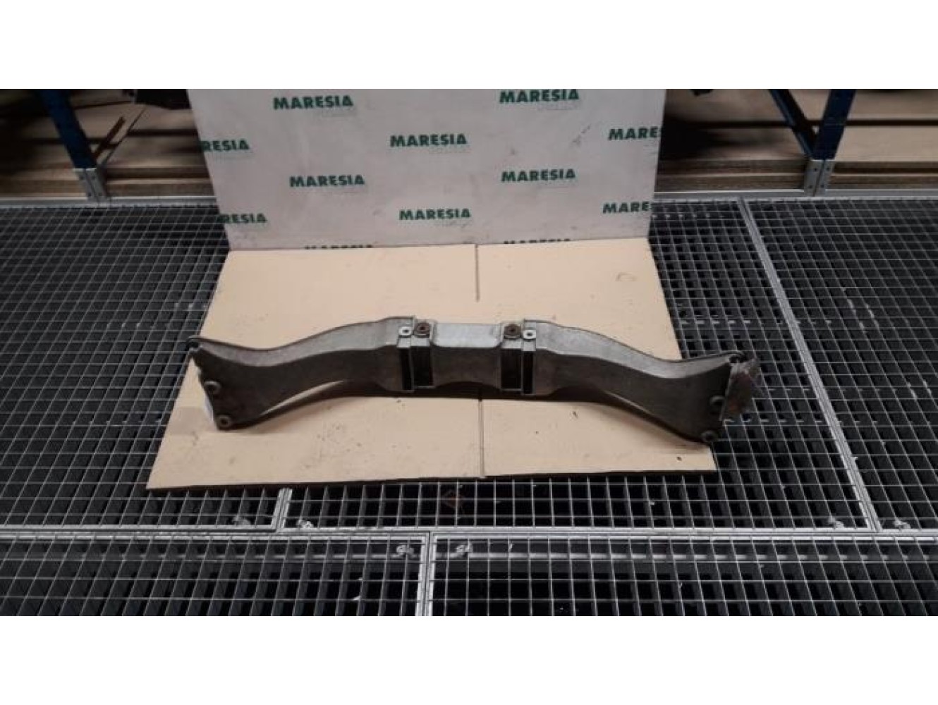 Alfa Romeo - 156 - Rear support beam