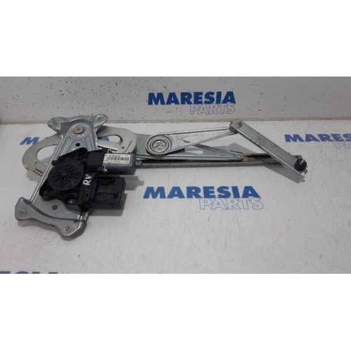 Renault - Megane - Window mechanism 4-door, front right