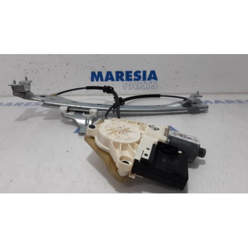 Renault - Megane - Fenstermechanik 4-türig links hinten