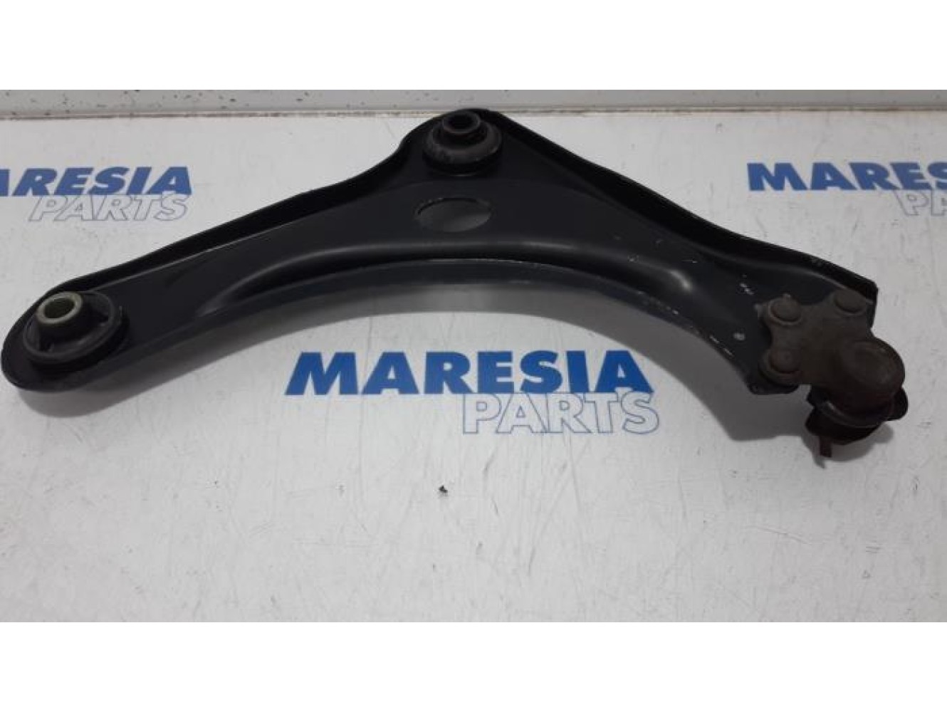 Citroen - C3 - Front lower wishbone, left