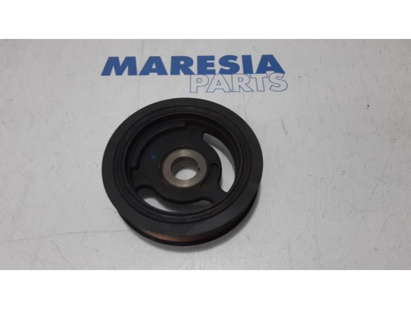 Renault - Clio - Crankshaft pulley