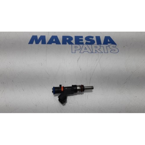 Renault - Clio - Injector (petrol injection)