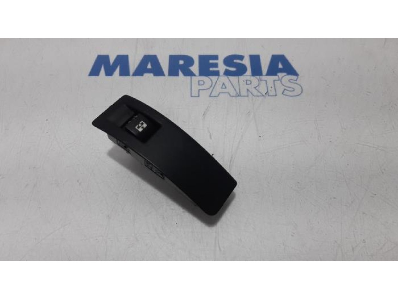 Peugeot - 207 - Switch