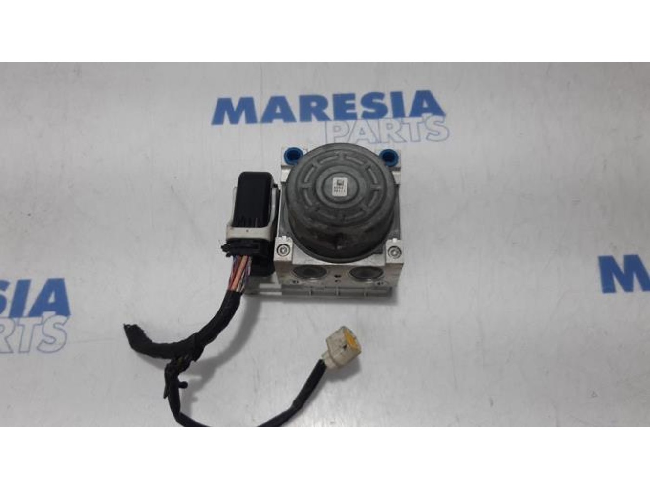 Peugeot - 208 - ABS pump