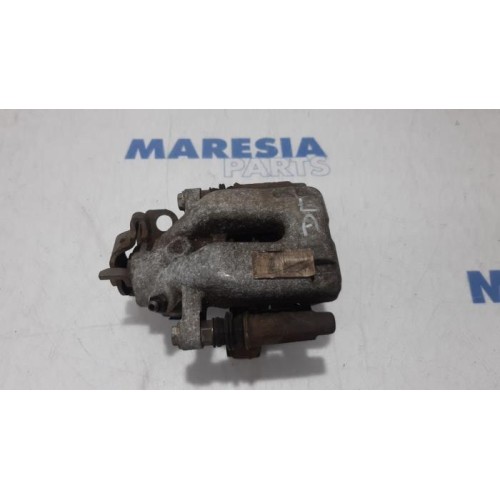 Peugeot - 208 - Remklauw (Tang) links-achter