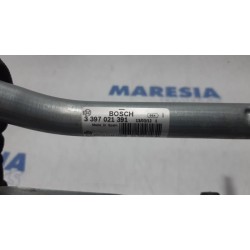 Peugeot - 208 - Wiper mechanism