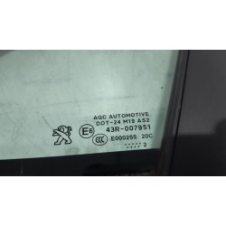 Peugeot - 208 - Vitre triangulaire avant gauche