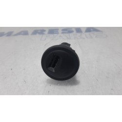Peugeot - 208 - Connexion USB
