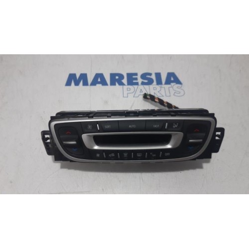 Renault - Megane - Heater control panel