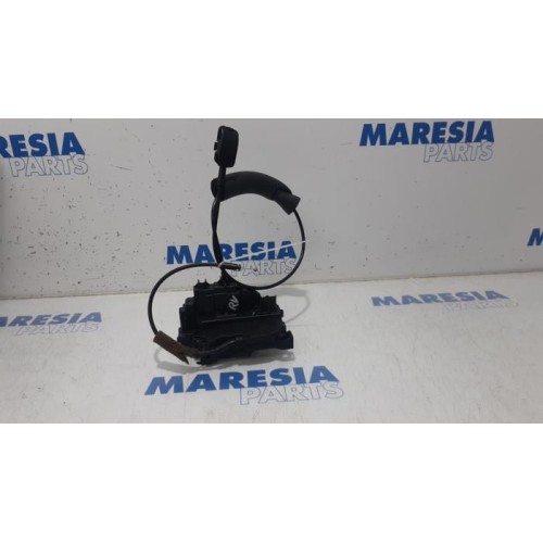 Renault - Megane - Door lock mechanism 2-door, right