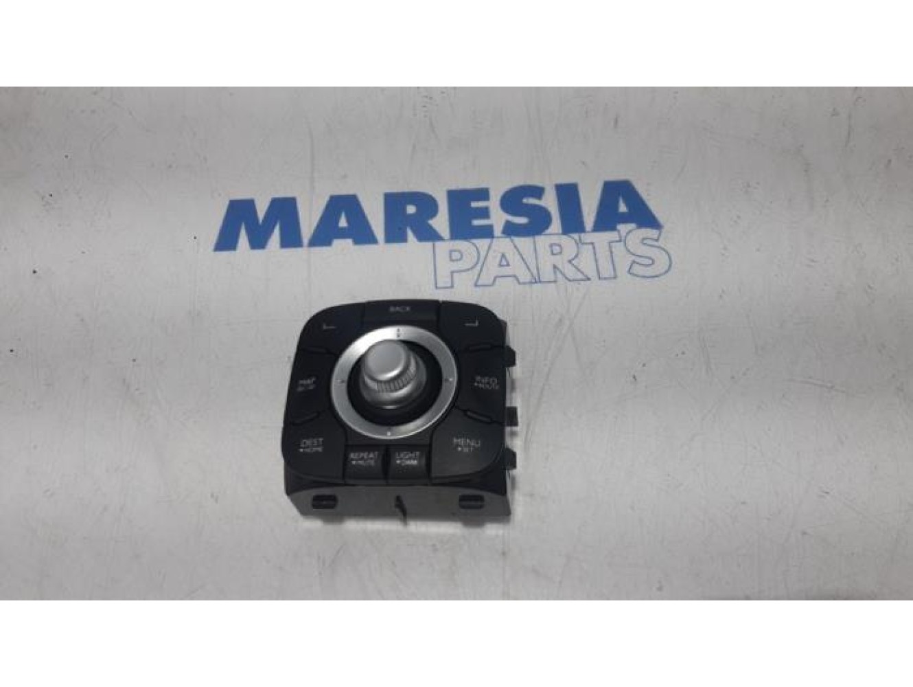 Renault - Megane - Navigation control panel