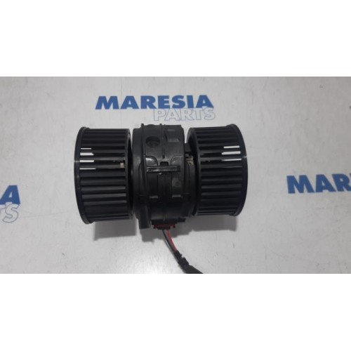 Renault - Megane - Heating and ventilation fan motor