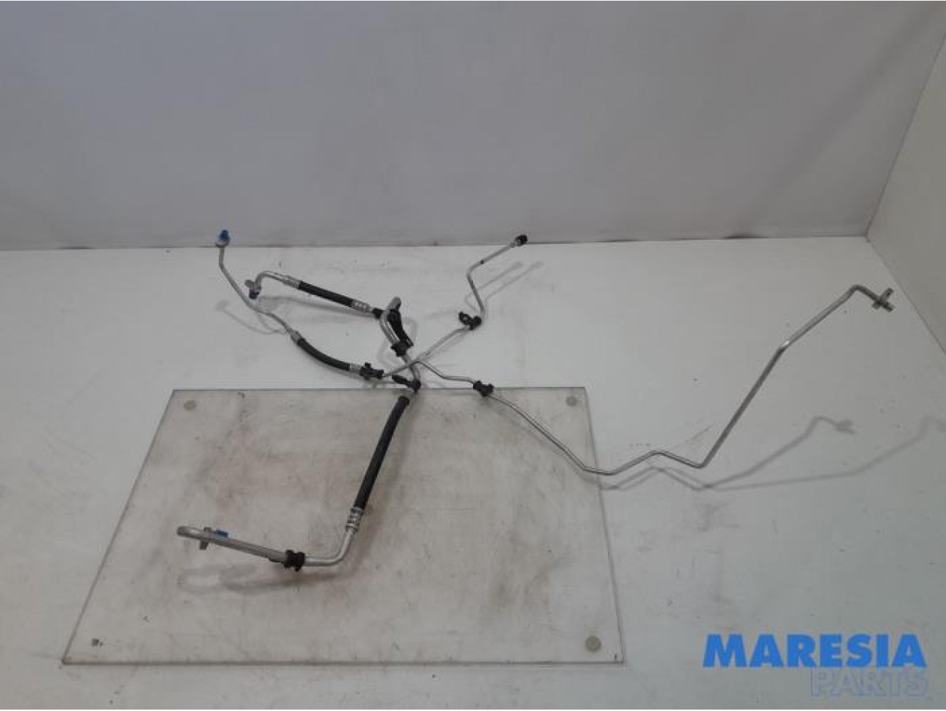 Renault - Megane - Air conditioning line