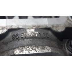 Peugeot - 5008 - Camshaft housing
