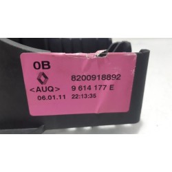 Renault - Megane - Gear stick
