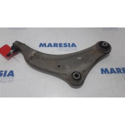 Renault - Megane - Front lower wishbone, right