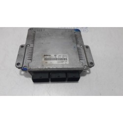 Renault - Trafic - Engine management computer