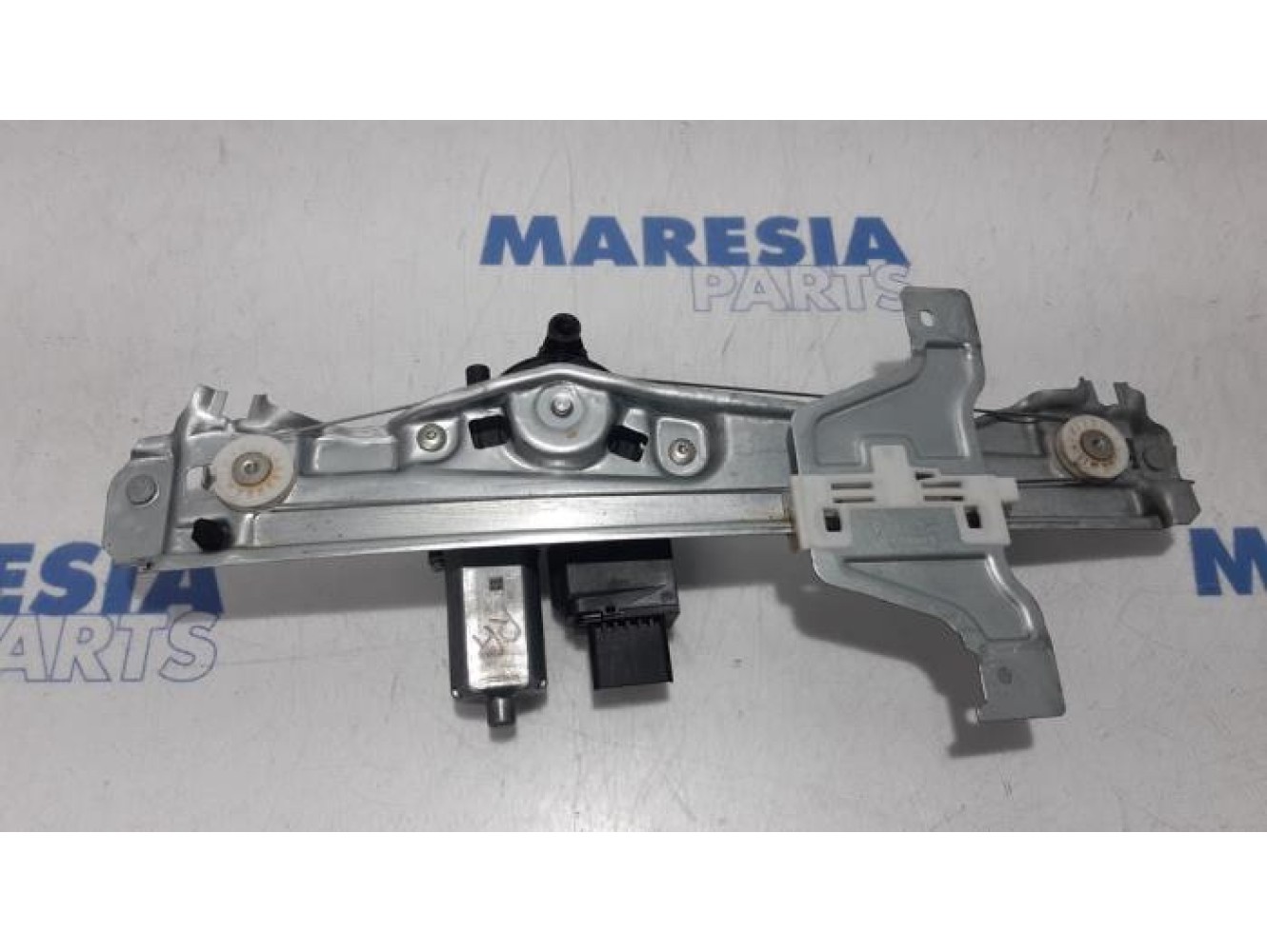 Citroen - C3 - Rear door window mechanism 4-door, right