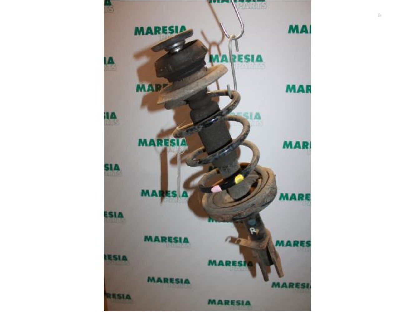 Renault - Kangoo - Front shock absorber rod, right