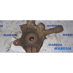 Renault - Kangoo - Knuckle, front right