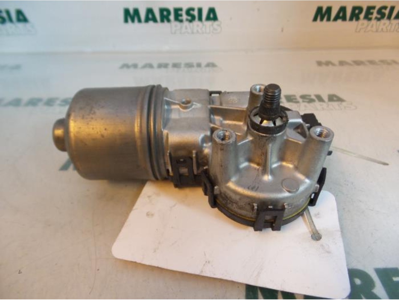 Peugeot - 206 - Front wiper motor
