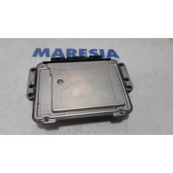 Renault - Trafic - Engine management computer