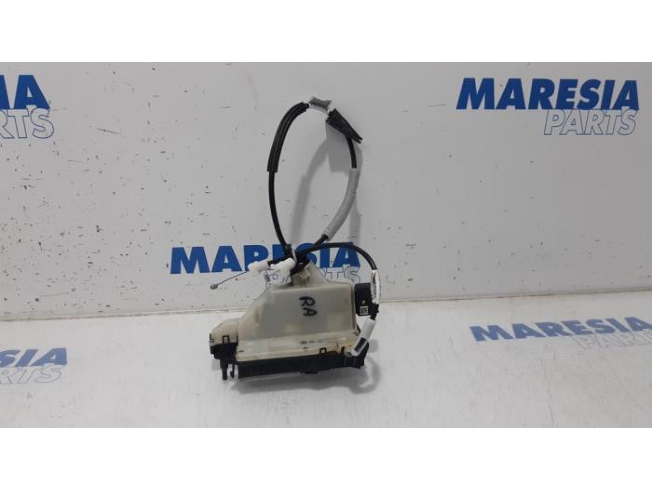 Peugeot - 208 - Rear door mechanism 4-door, right