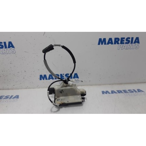 Peugeot - 208 - Rear door lock mechanism 4-door, left