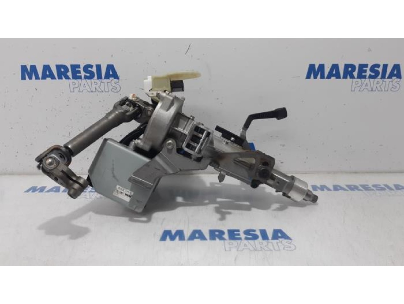 Renault - Megane - Steering column housing