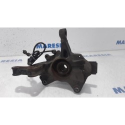 Renault - Megane - Knuckle, front right