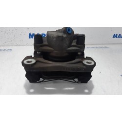 Renault - Megane - Front brake calliper, right