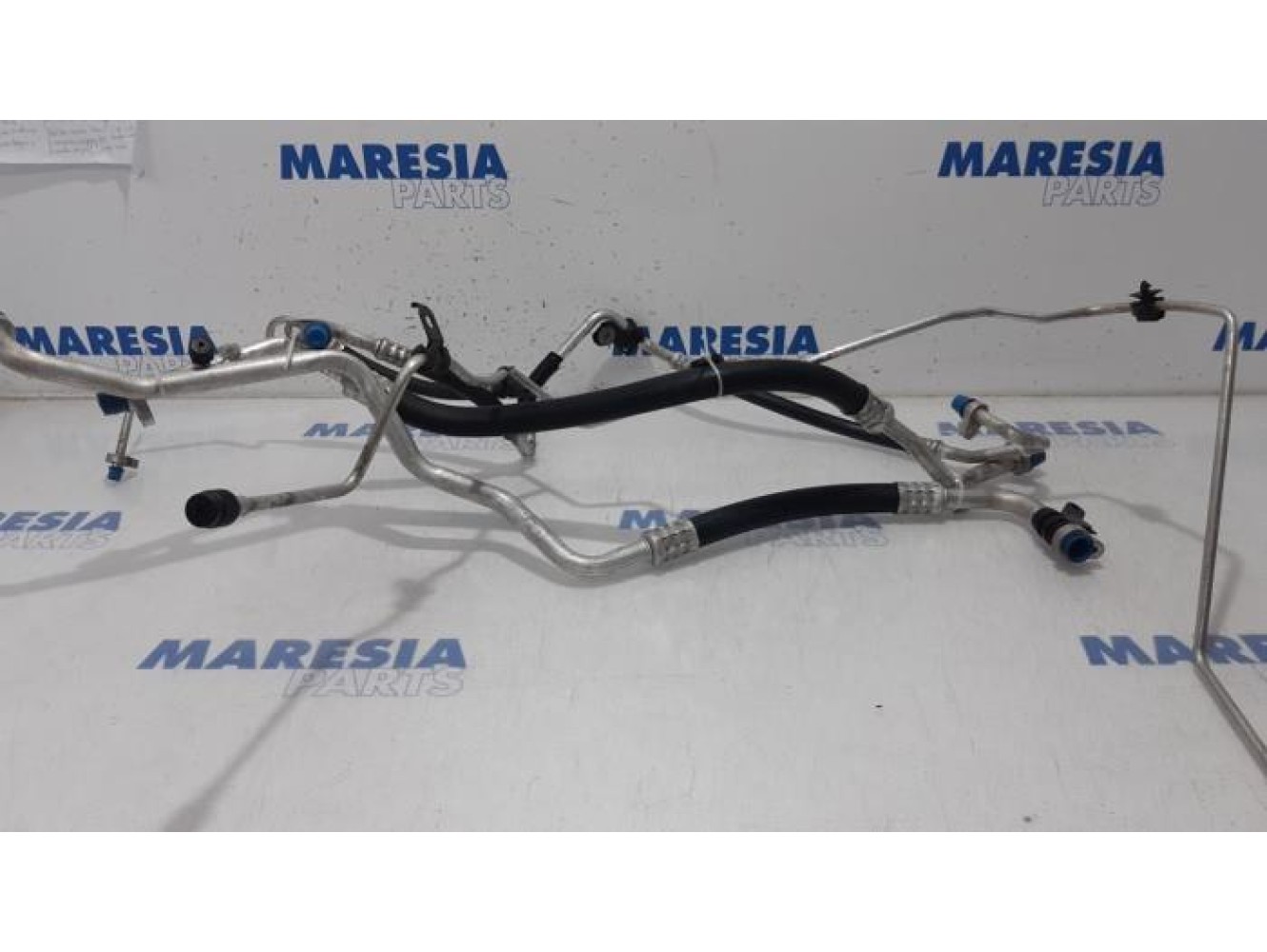 Renault - Megane - Air conditioning line